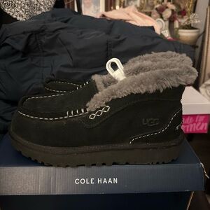 UGG Black Suede Shearling Lined Shoes